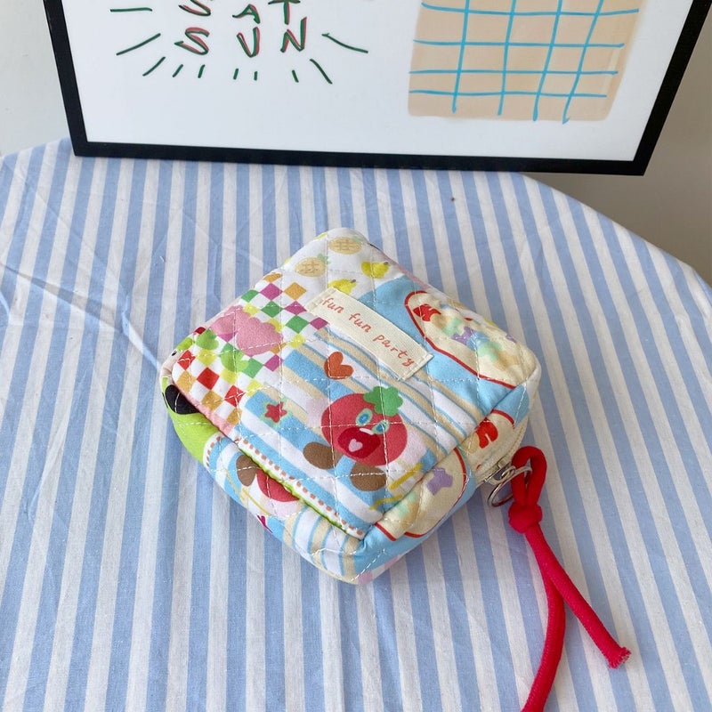 Cute Aunt Sanitary Napkin Storage Bag, Girly Portable Sanitary Napkin Storage Pouch, Small Mini Menstrual Bag, Makeup Bag For Women - Image 1